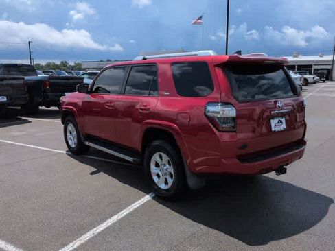 Used 2016 Toyota 4Runner SR5 AWD/4WD image 6