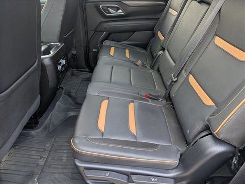 Used 2024 GMC Yukon AT4 w/ Technology Package AWD/4WD image 19