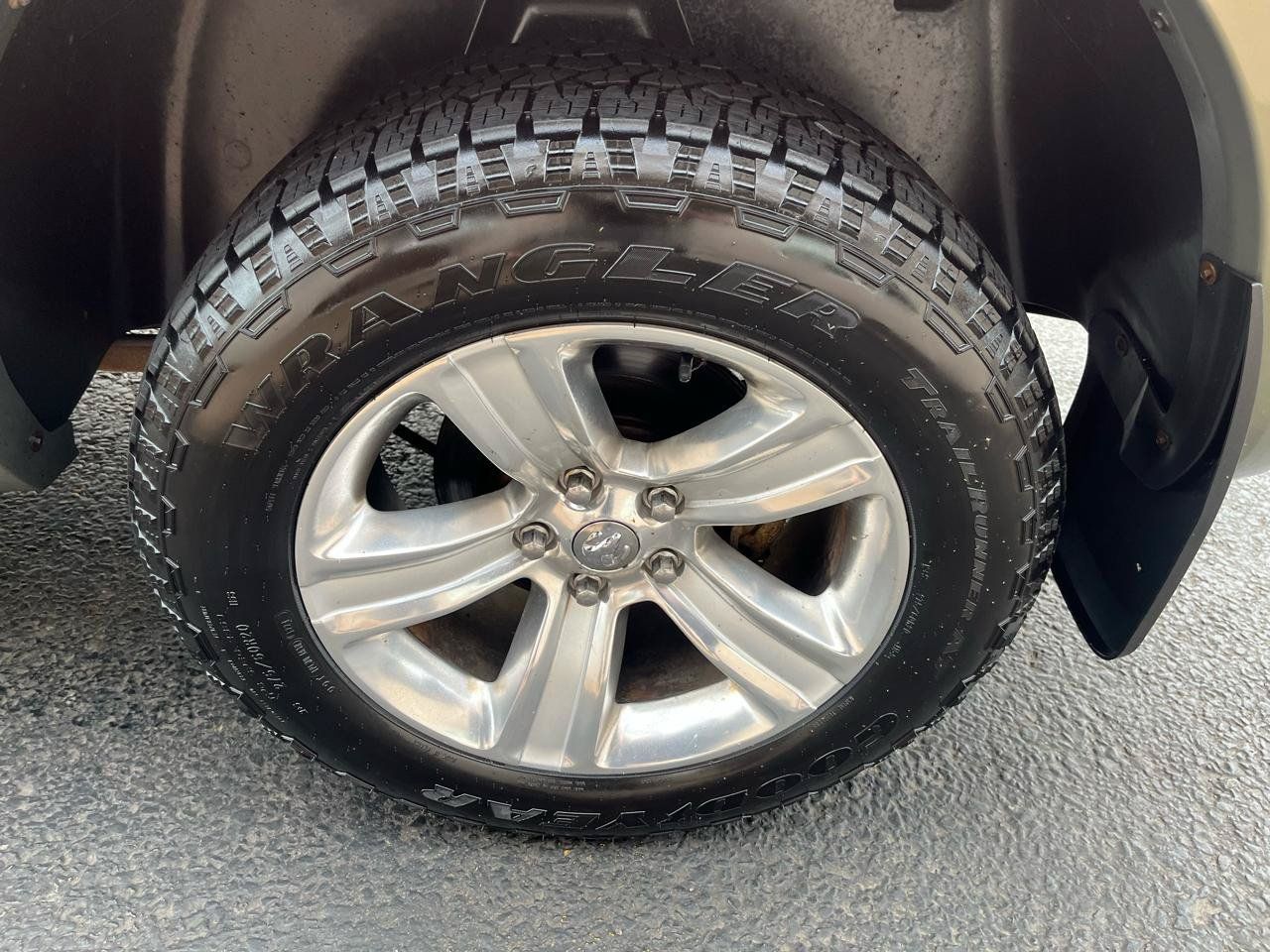 Used 2014 RAM 1500 Big Horn AWD/4WD image 14