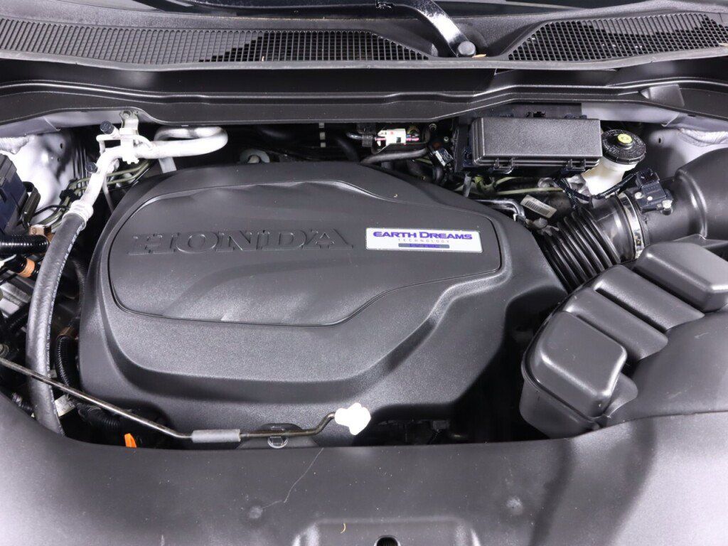 Used 2017 Honda Pilot Elite image 55