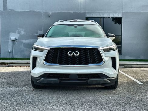 Used 2023 INFINITI QX60 Sensory w/ Cargo Package image 13