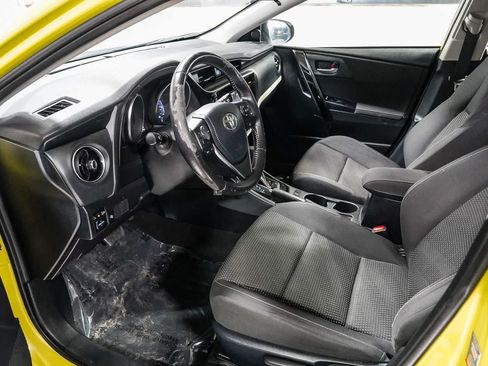 Certified 2017 Toyota Corolla iM w/ Carpet Mat Package FWD image 18