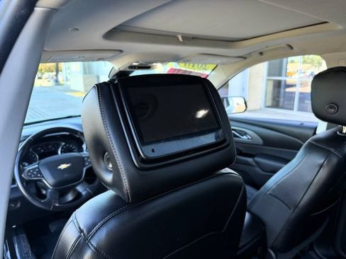 Used 2018 Chevrolet Traverse Premier w/ LPO, 'HIT The Road' Package FWD image 19