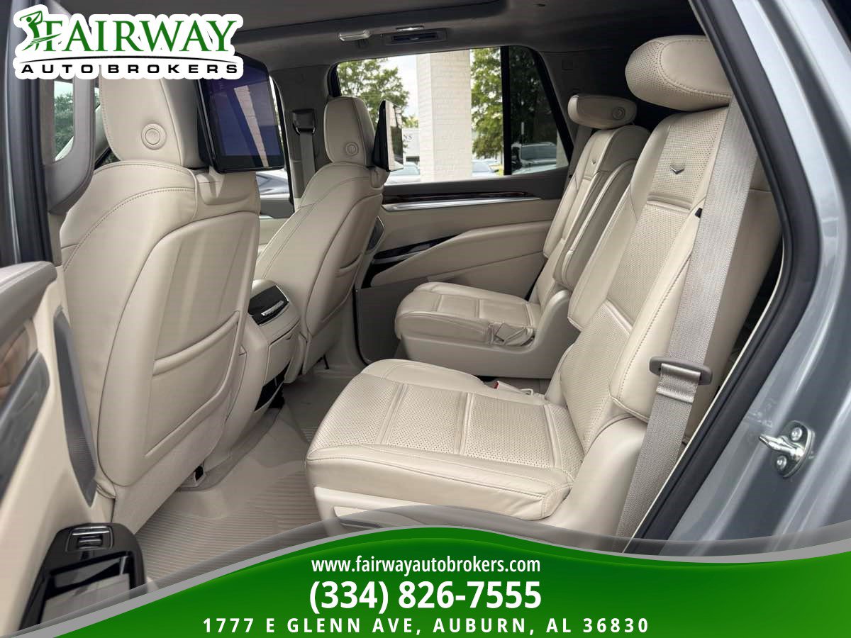Used 2026 Cadillac Escalade Platinum Sport w/ LPO, ONYX Package AWD/4WD image 11