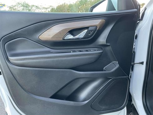 Used 2021 GMC Terrain SLE w/ Driver Convenience Package image 14