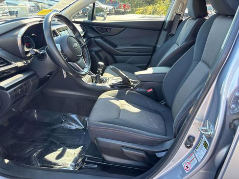 Used 2019 Subaru Crosstrek 2.0i Premium image 8
