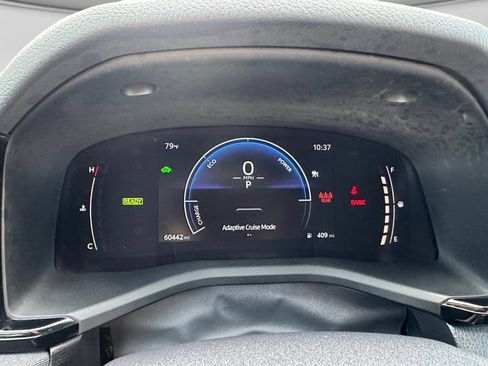 Used 2025 Toyota Camry LE FWD image 12