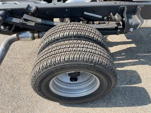 New 2025 Ford F350 XL w/ XL Chrome Package image 12