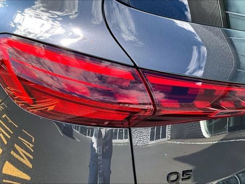Used 2025 Audi Q5 Premium AWD/4WD image 23