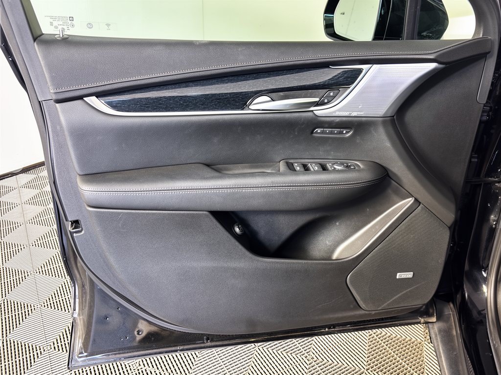 Used 2024 Cadillac XT5 Premium Luxury w/ Technology Package FWD image 14