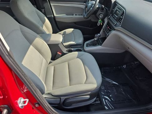 Used 2017 Hyundai Elantra SE FWD image 10