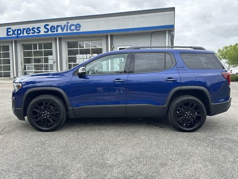 Certified 2023 GMC Acadia SLE w/ Driver Convenience Package image 7