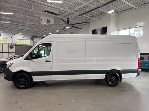 New 2026 Mercedes-Benz Sprinter 2500 image 2