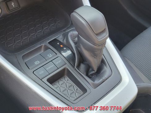 Certified 2022 Toyota RAV4 LE w/ Carpet Mat Package (TMS) FWD image 23