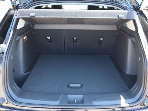 New 2026 Chevrolet Trax LT w/ Driver Confidence Package FWD image 32