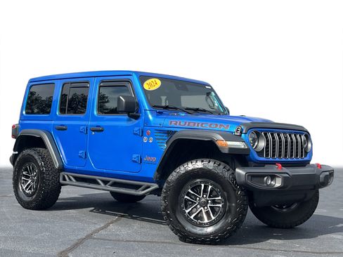 Used 2024 Jeep Wrangler Rubicon w/ XTREMEE 35" Tire Package image 2