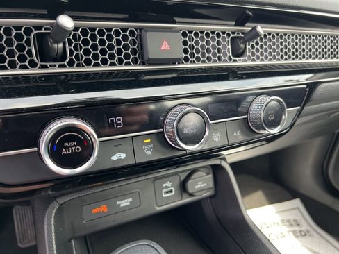 Used 2023 Honda Civic LX image 10