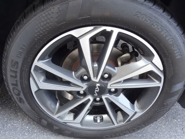 Used 2023 Kia Forte LXS FWD image 27