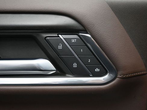 Used 2024 GMC Sierra 2500 Denali w/ Denali Reserve Package image 25