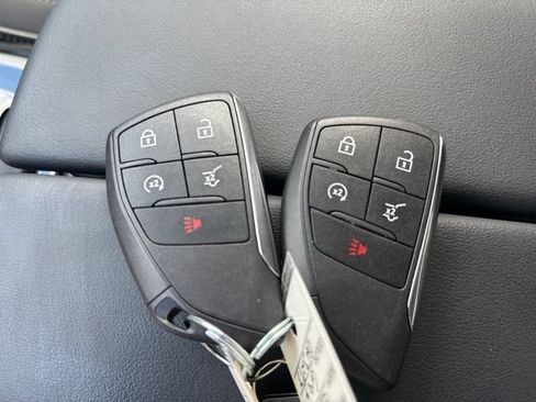 Used 2023 Buick Envision Essence FWD image 21