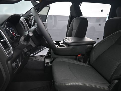 Used 2025 RAM 2500 Big Horn image 9