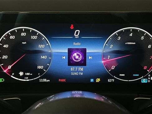 Certified 2025 Mercedes-Benz GLB 250 4MATIC image 32