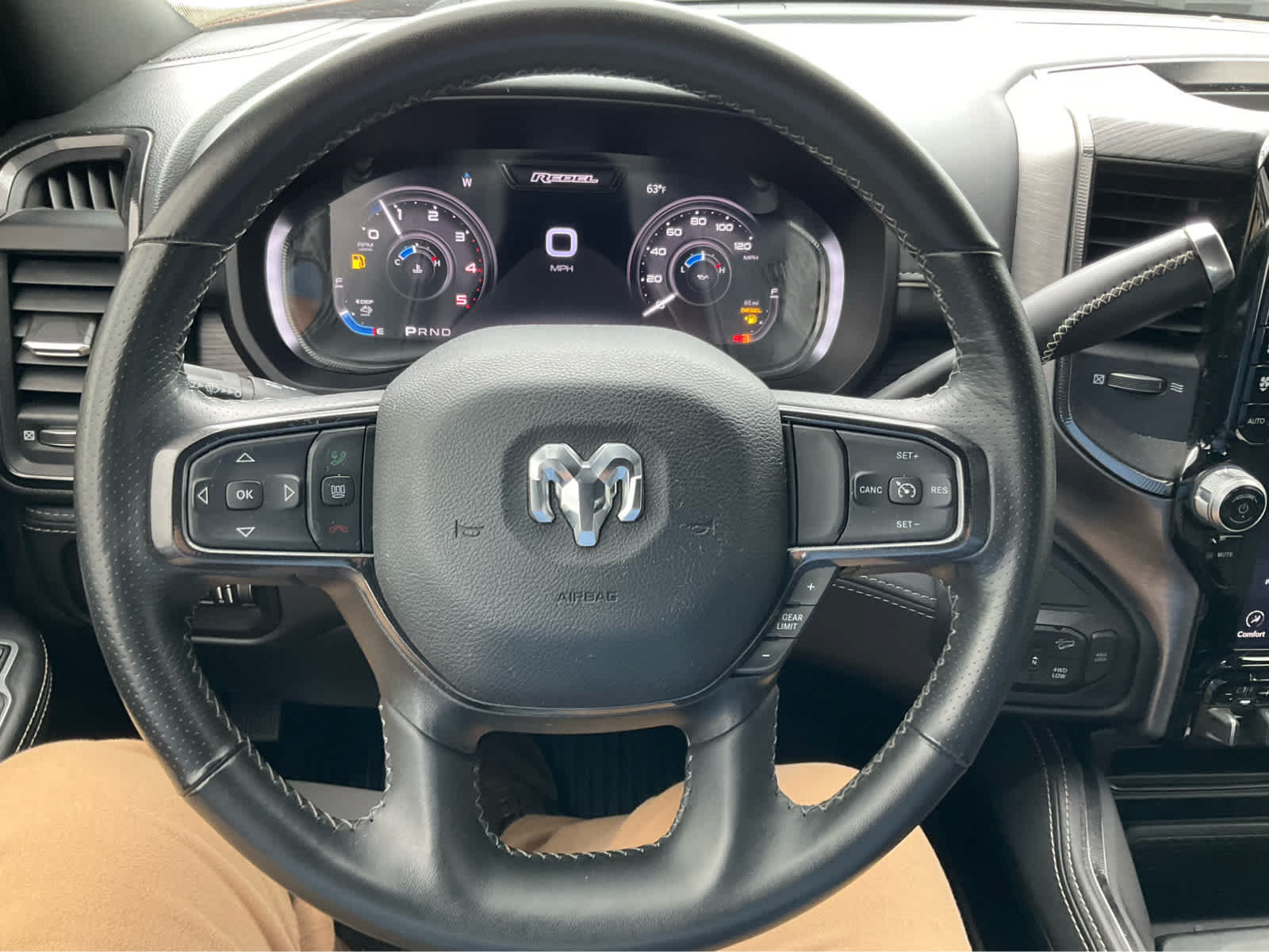 Used 2024 RAM 2500 Rebel w/ Towing Technology Group AWD/4WD image 15