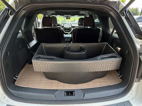 Used 2025 Ford Explorer Platinum w/ Ultimate Package RWD image 13