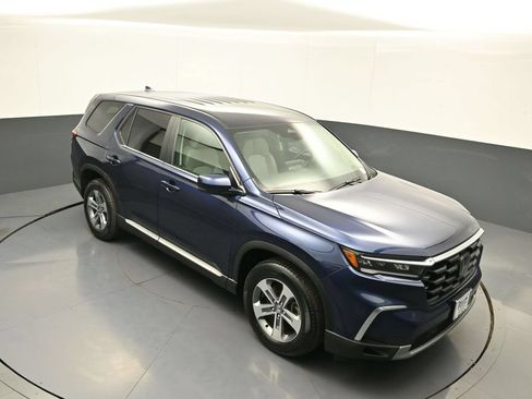 Certified 2023 Honda Pilot EX-L image 37