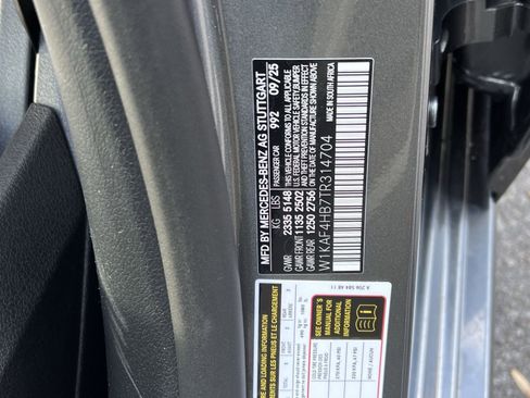 New 2026 Mercedes-Benz C 300 4MATIC Sedan image 34