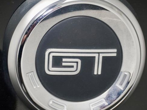 Used 2010 Ford Mustang GT image 38
