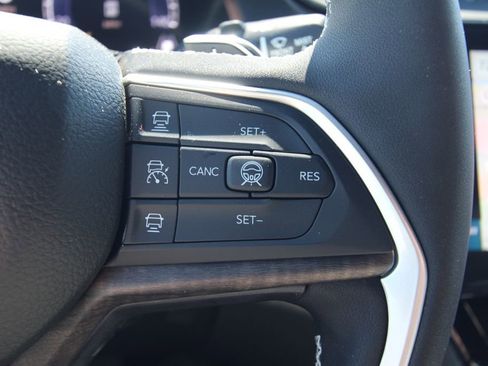 New 2026 Jeep Grand Cherokee Limited image 22