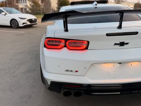 Used 2022 Chevrolet Camaro ZL1 RWD image 21