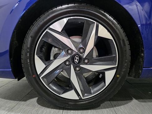 Used 2022 Hyundai Elantra SEL w/ Convenience + Premium Package image 23