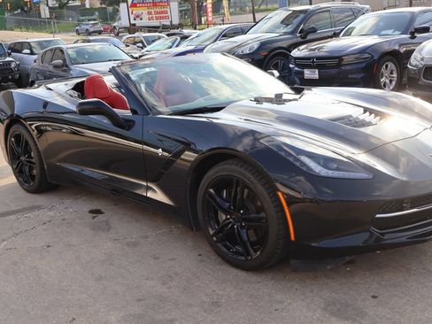 Used 2016 Chevrolet Corvette Stingray Convertible w/ 3LT Preferred Equipment Group RWD image 12