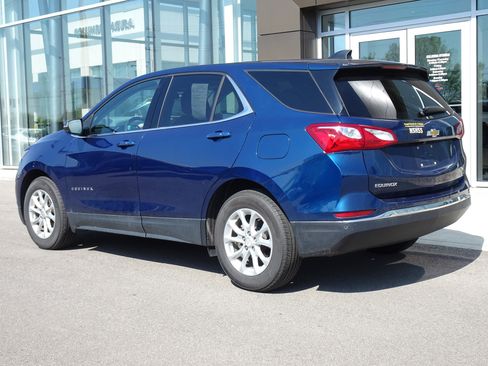 Used 2019 Chevrolet Equinox LT FWD image 3
