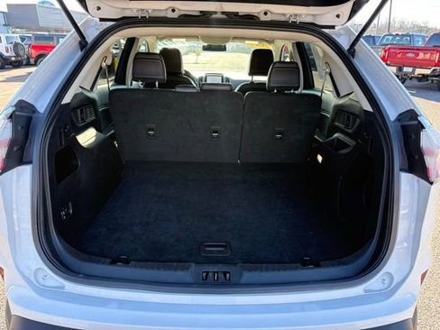 Used 2024 Ford Edge SEL image 31