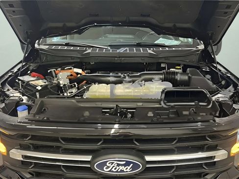 Used 2024 Ford F150 XLT w/ Mobile Office Package image 24