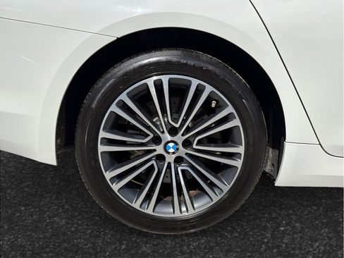 Used 2018 BMW 540i RWD image 14
