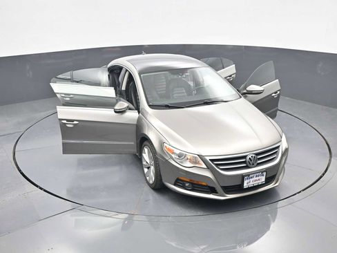Used 2009 Volkswagen CC VR6 Sport FWD image 26