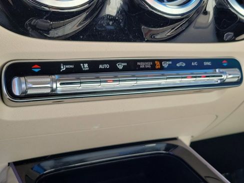 Used 2021 Mercedes-Benz GLA 250 image 27