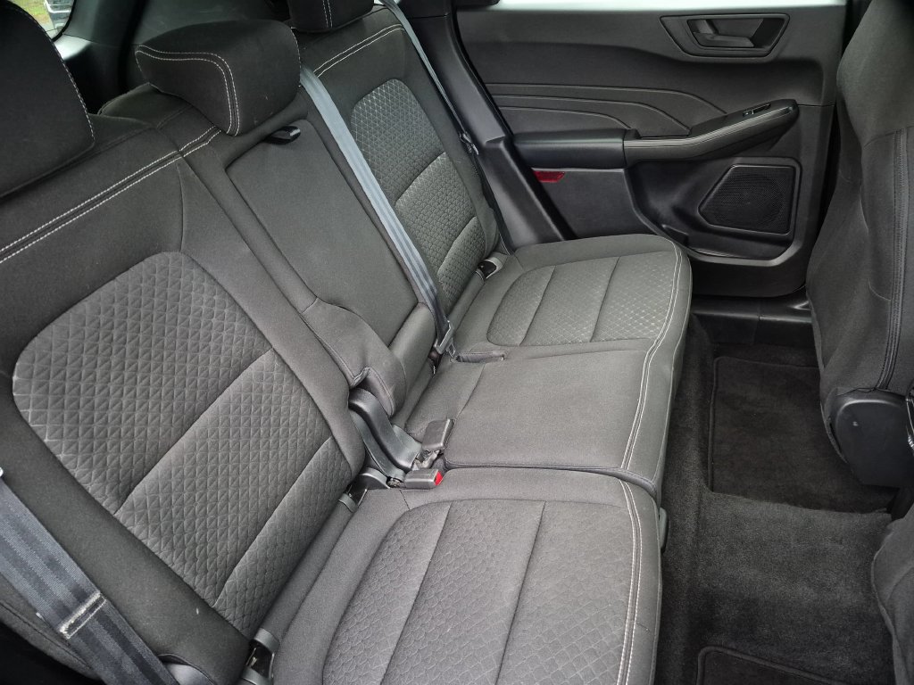 Used 2025 Ford Escape Active AWD/4WD image 30