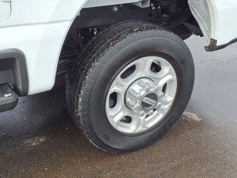 Used 2025 Ford F350 XLT image 23