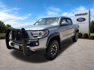 Used 2020 Toyota Tacoma TRD Off-Road AWD/4WD video 3