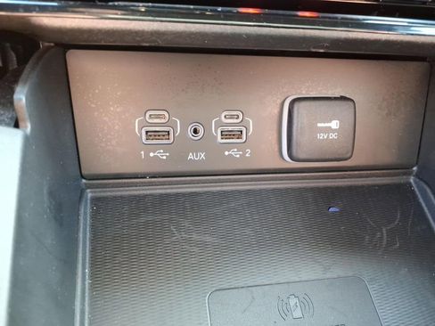 Used 2023 Jeep Grand Cherokee Altitude image 27