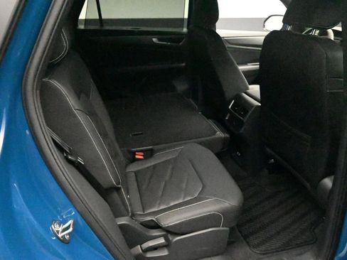 New 2026 Volkswagen Atlas Cross Sport SE FWD image 25