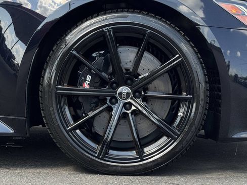 Used 2024 Audi RS 6 performance AWD/4WD image 9