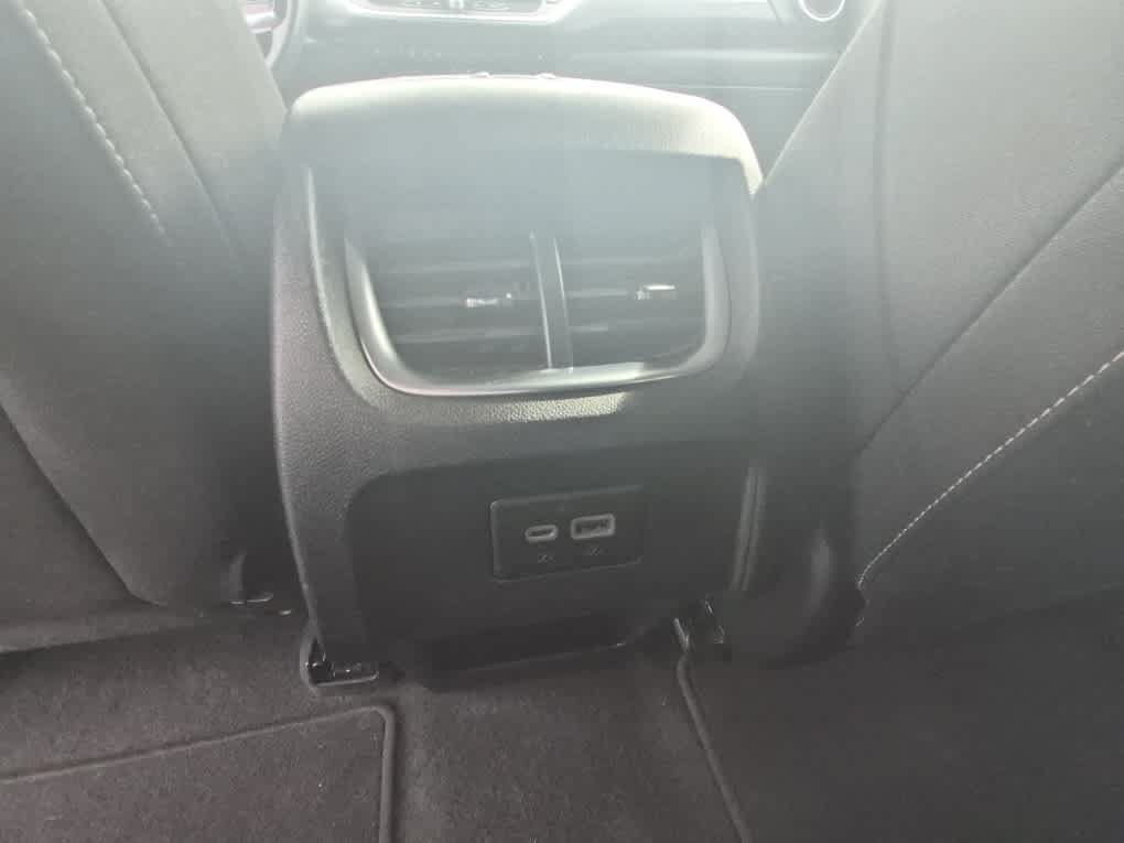 Used 2025 Chevrolet Blazer LT FWD image 22