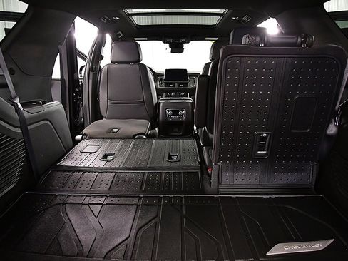 Used 2023 Chevrolet Tahoe High Country image 32