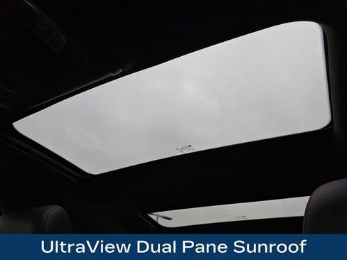 Used 2024 Cadillac CT5 Sport w/ Technology Package image 18